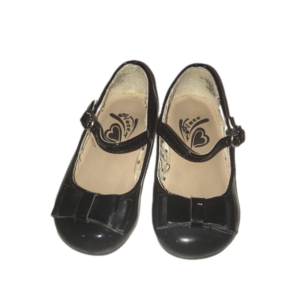 Patent black Mary Jane dress shoe baby girl